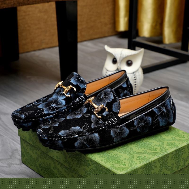 G*u*i leather shoes